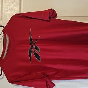 Reebok wicking short sleeve shirt